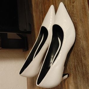 Nine West Pumps Size 9M